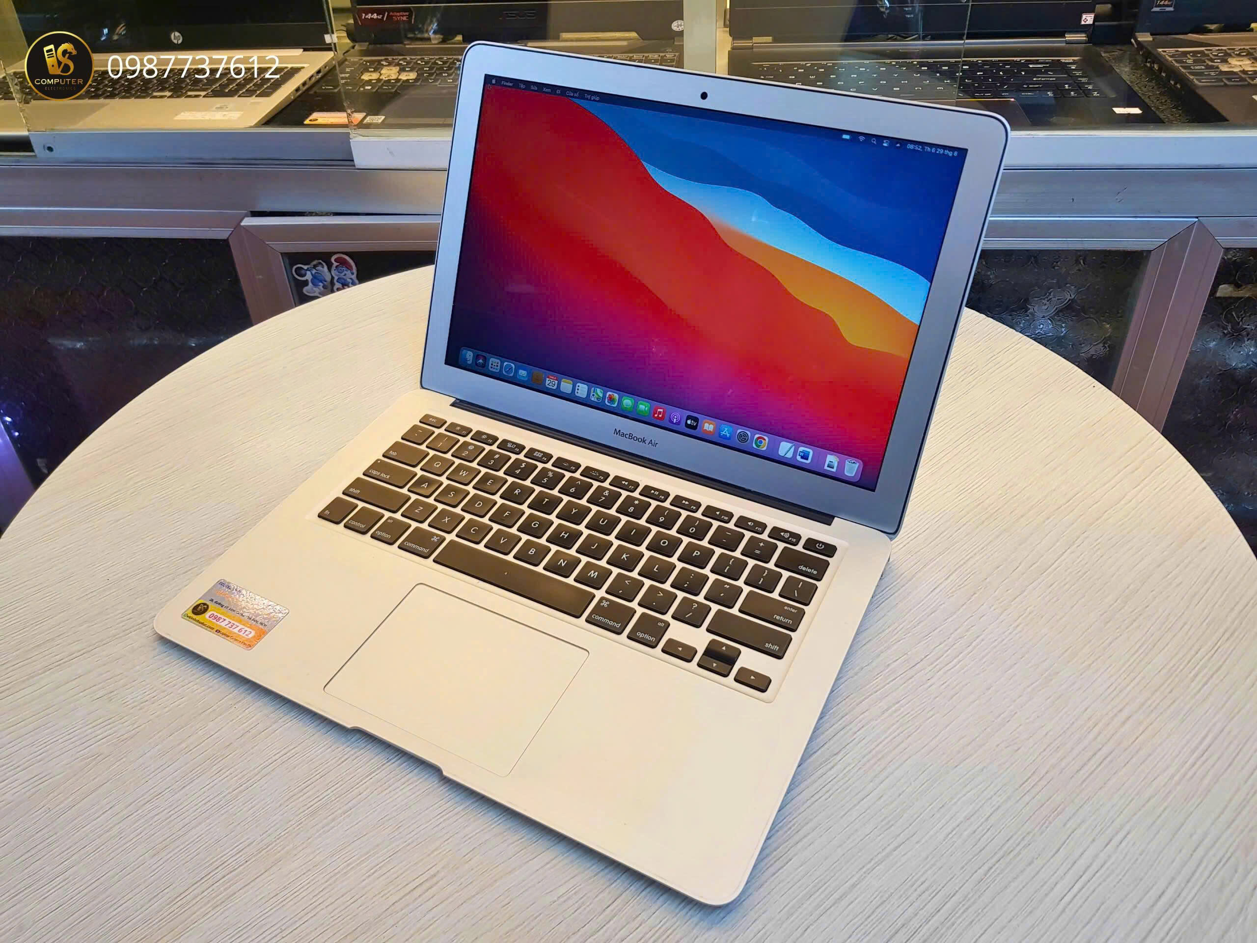 macbook-air-2014-laptop-camera-van-sy (7)