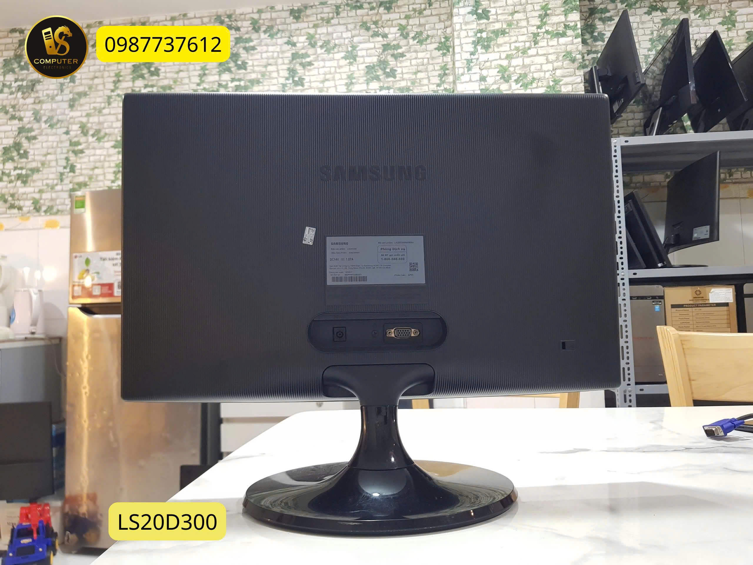 man-hinh-LS20D300-vi-tinh-thu-duc-van-sy (3)