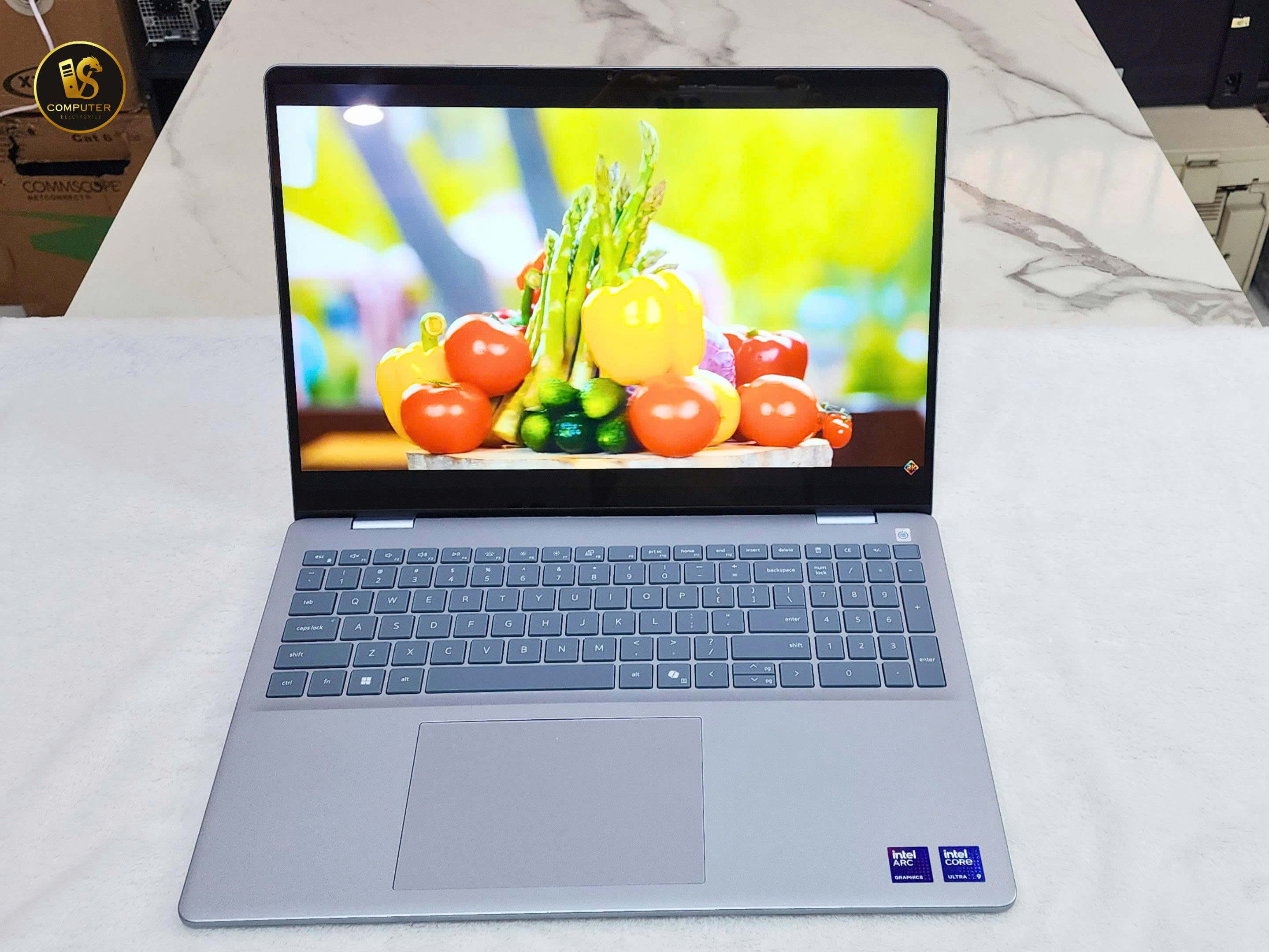 dell-16-plus-ultra-9-laptop-ai-vi-tinh-thu-duc-van-sy (4)