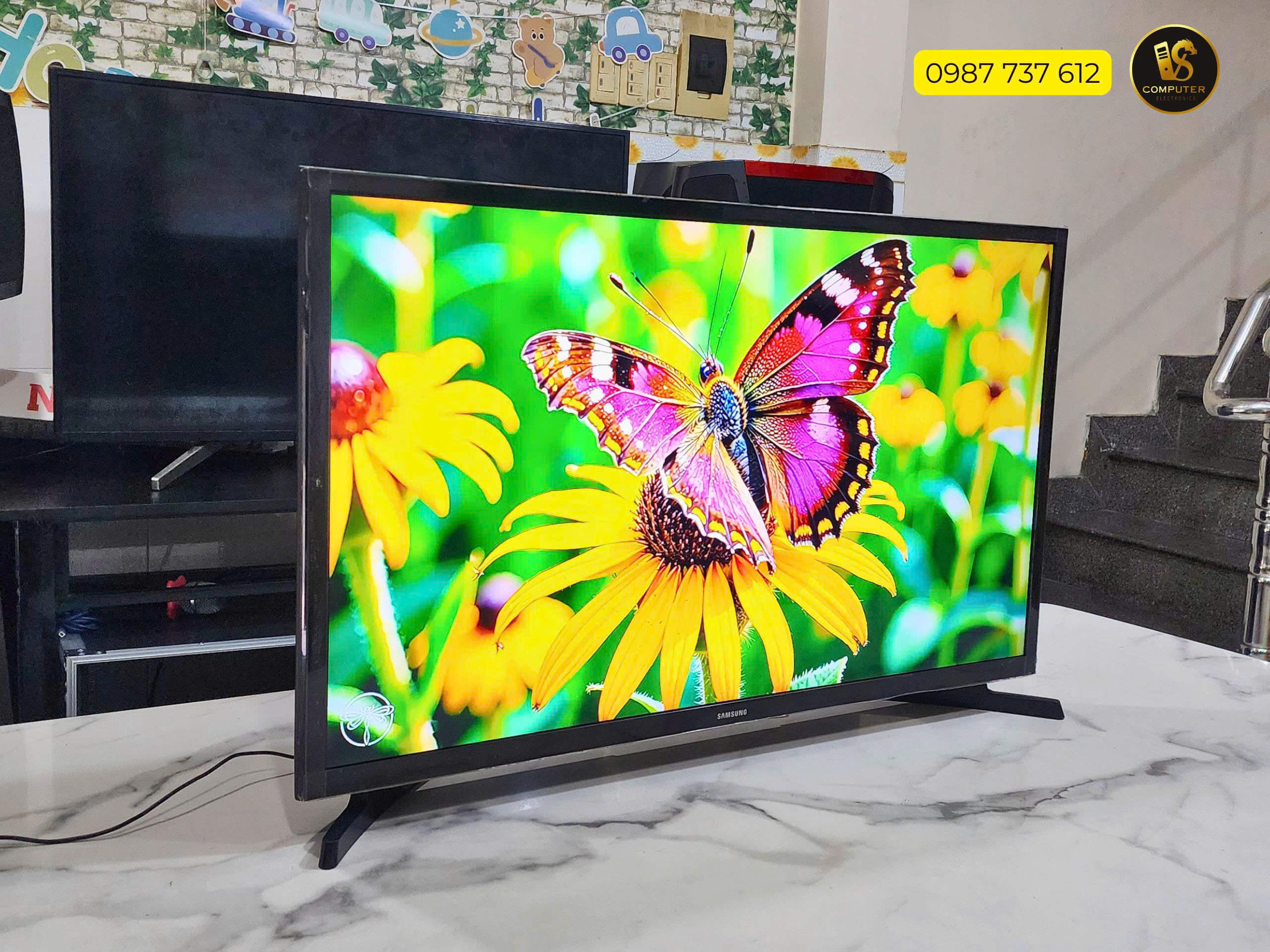 smart-tivi-samsung-32-inch-ua32n4300ak-vi-tinh-thu-duc-van-sy (6)